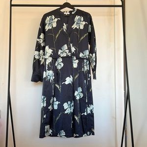 Vince silk dress navy with large flower print midi length